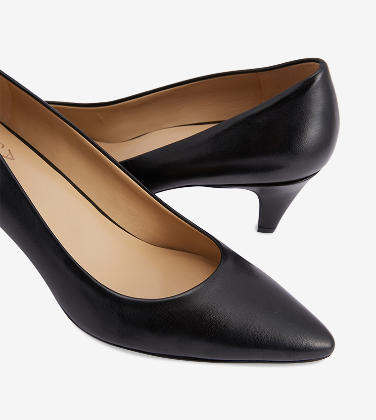 Naturalizer beverly leather sales pumps