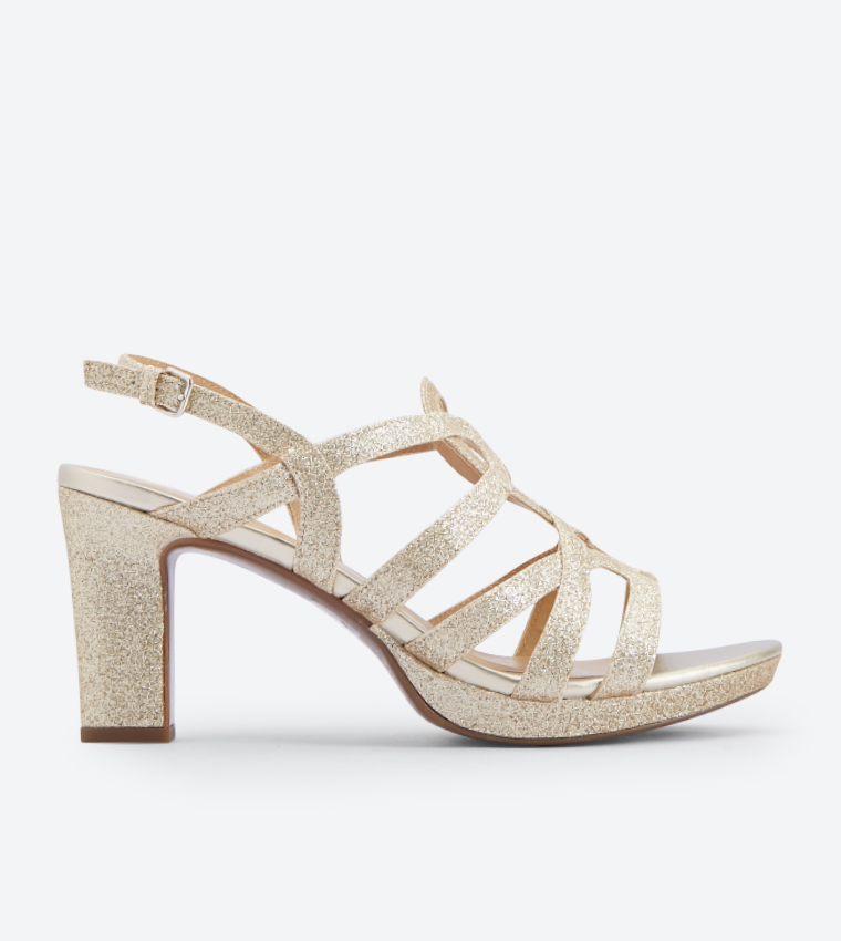 Naturalizer cameron best sale platform sandal