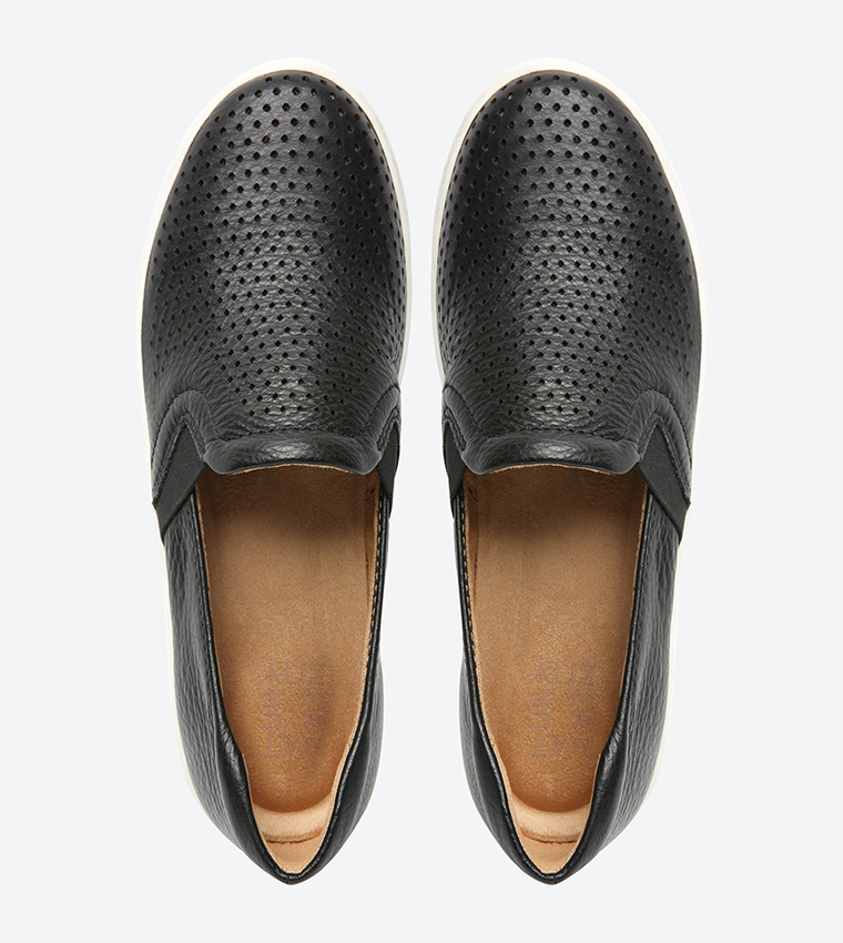 Naturalizer carly slip on deals