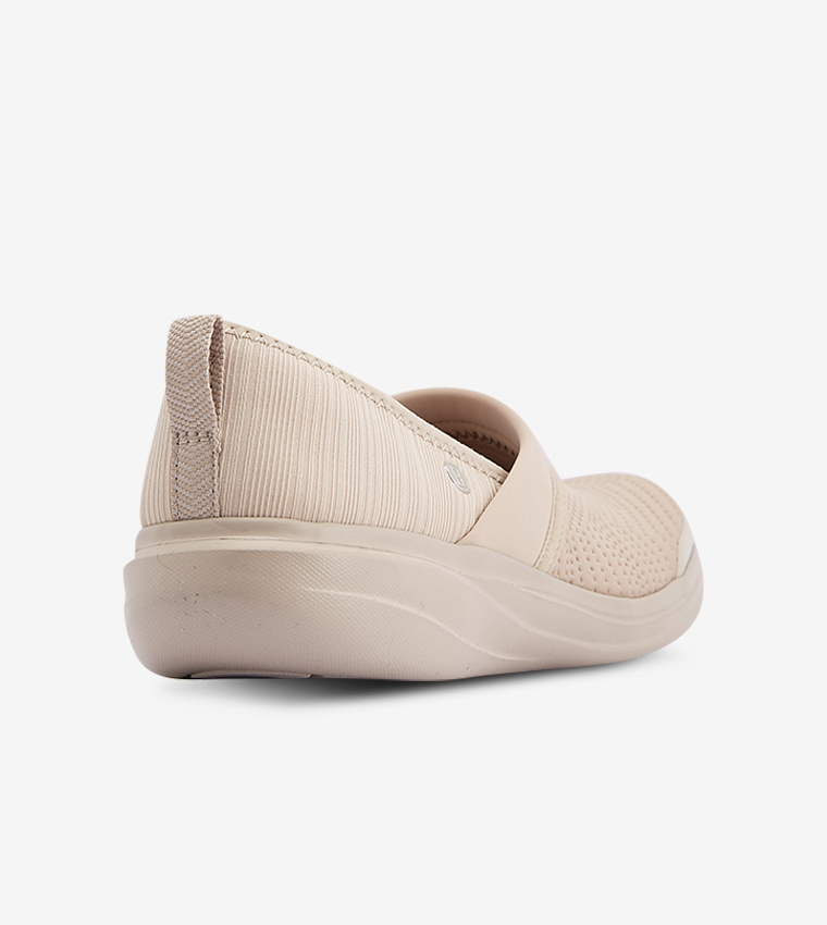 Bzees coco slip on sale on