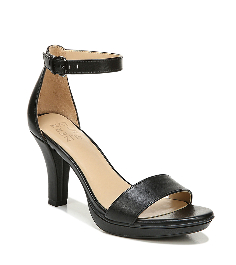 Naturalizer leah ankle strap 2024 sandal