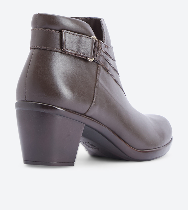 Buy Naturalizer Emilia Side Zip Closure Boots Brown NAEMILIA In Brown 6thStreet Kuwait