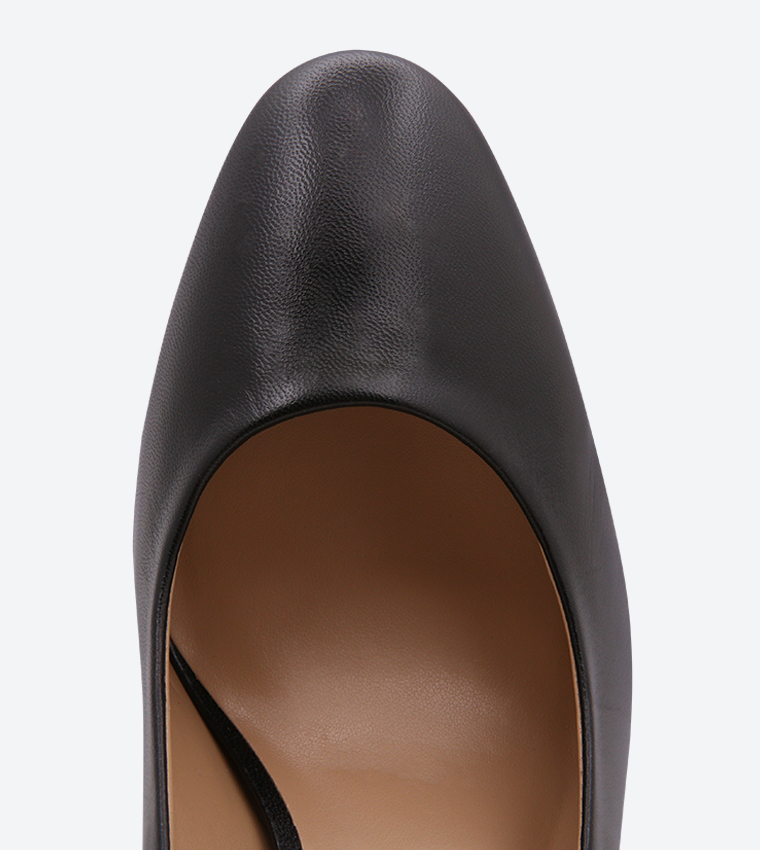 Buy Naturalizer Gloria Pumps Black In Black 6thStreet Oman