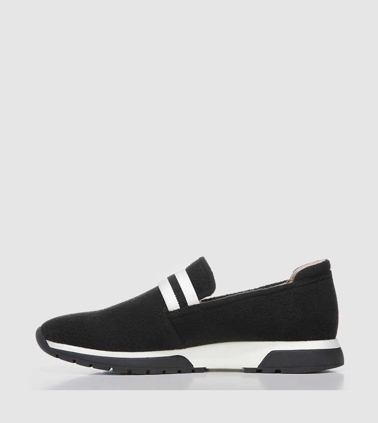 HADDIE Slip-On Casual Shoes