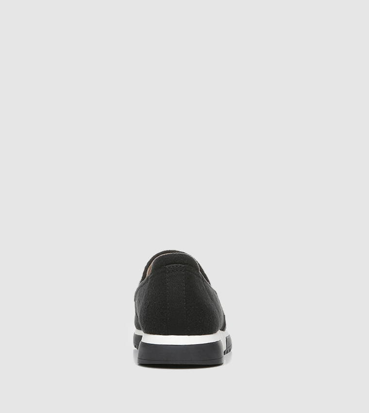 HADDIE Slip-On Casual Shoes