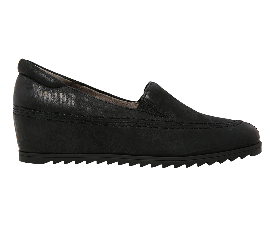 Buy Naturalizer Harker Loafers Black In Black 6thStreet UAE