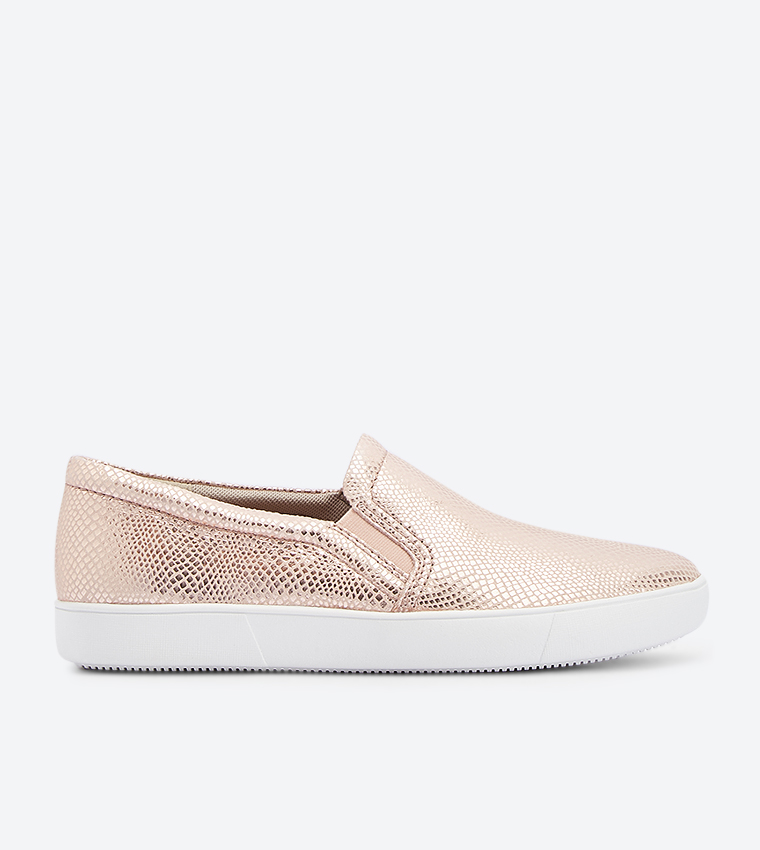 Buy Naturalizer Marianne Round Toe Slip Ons Rose Gold NAMARIANNE In Rose Gold 6thStreet Kuwait