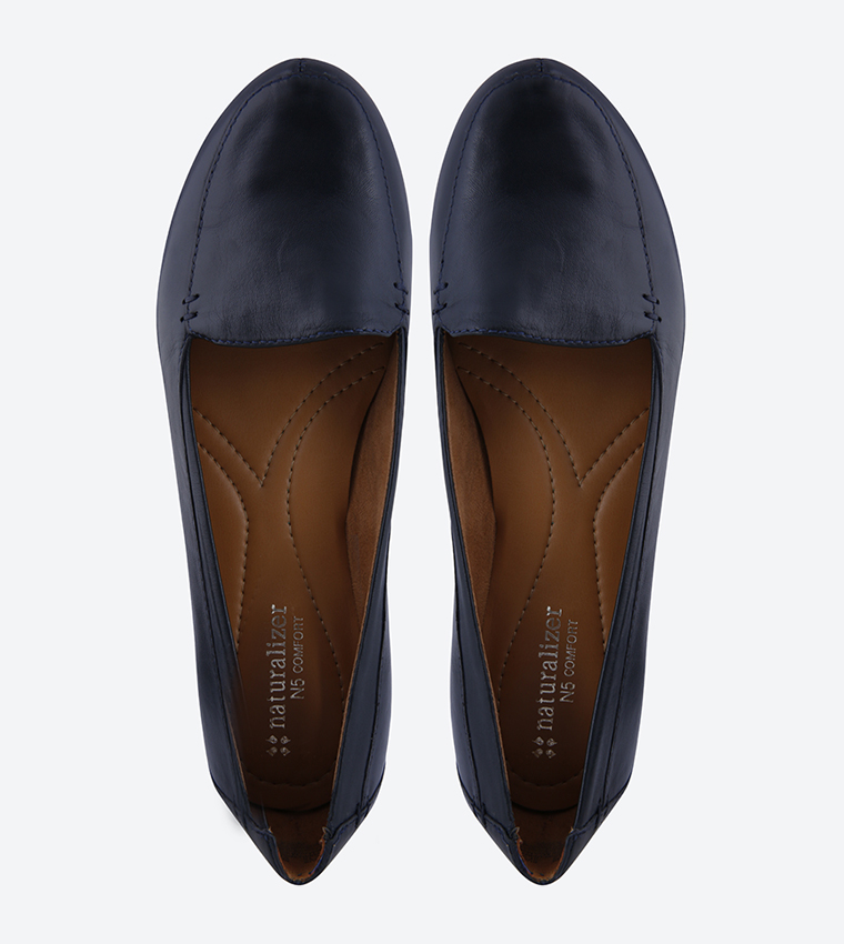 Naturalizer navy loafers online