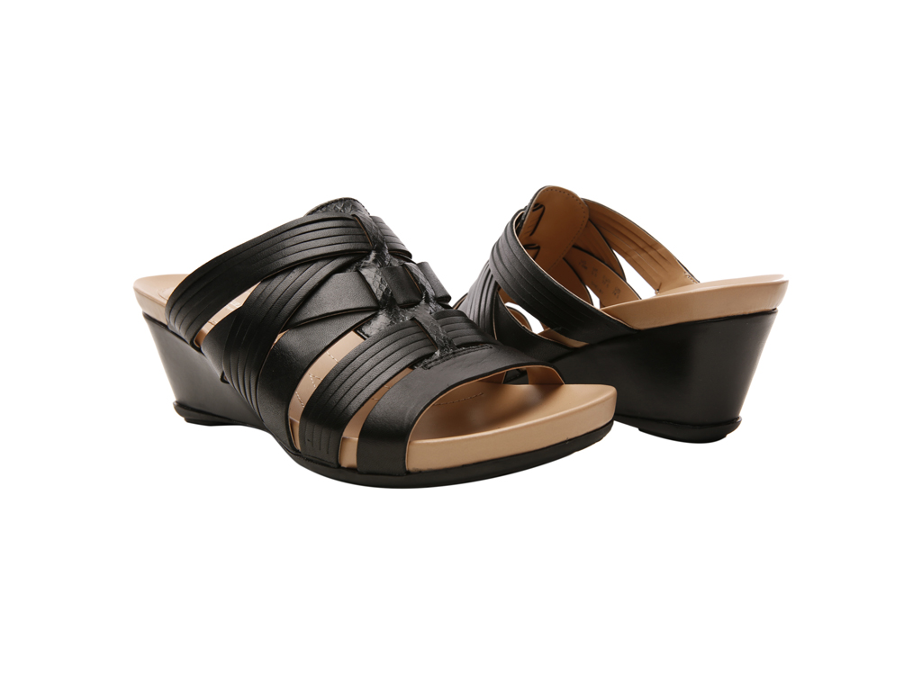 Buy Naturalizer Shelby Black Wedges In Black 6thStreet Kuwait