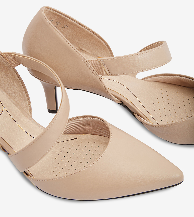 Suki Pointed Toe Pumps - Sand NASUKI