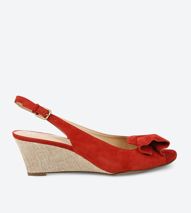 Red deals wedge shoes