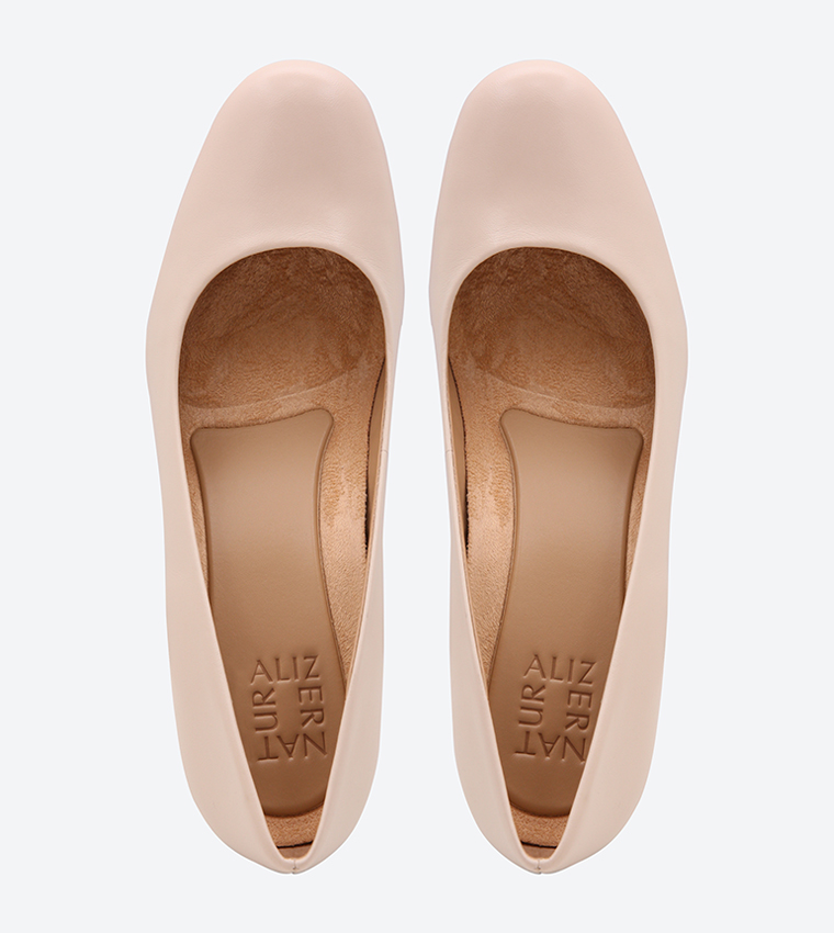 Buy Naturalizer Whitney Pumps Nude In Nude 6thStreet Qatar