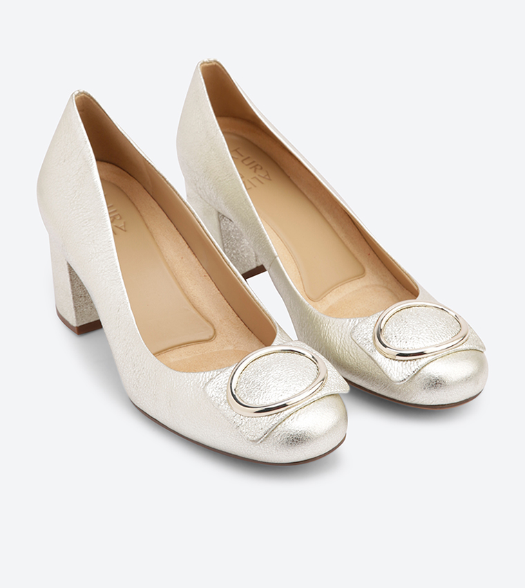 Buy Naturalizer Wright Pumps Metallic NAWRIGHT In Metallic 6thStreet Oman