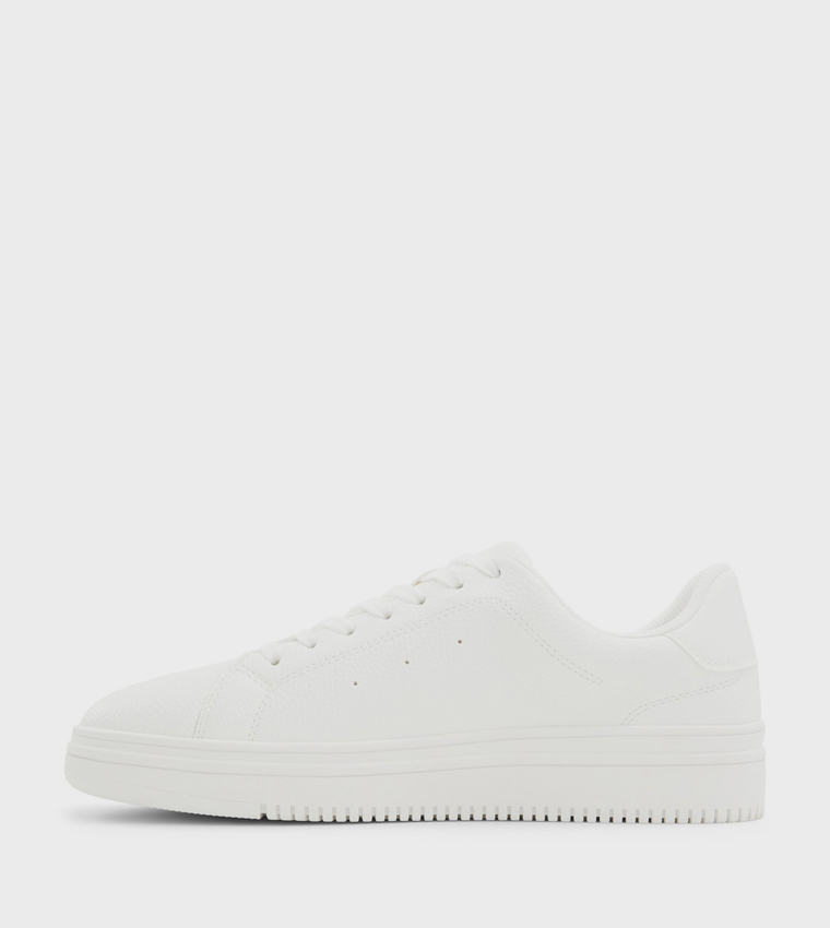 NEWCOMB Round Toe Lace-Up Sneakers