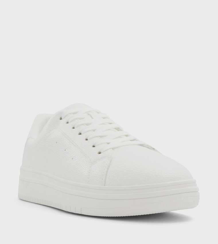 NEWCOMB Round Toe Lace-Up Sneakers
