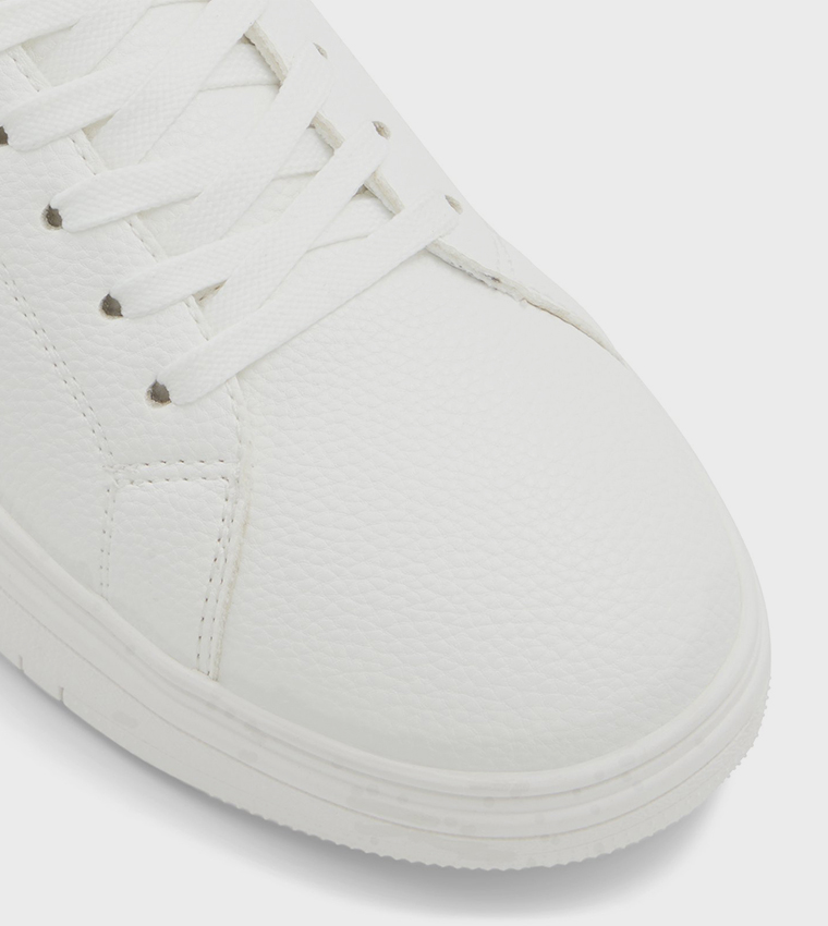 NEWCOMB Round Toe Lace-Up Sneakers
