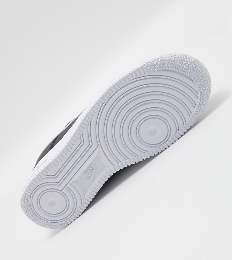 Air Force 1 '07 Lace-Up Platform Sneakers