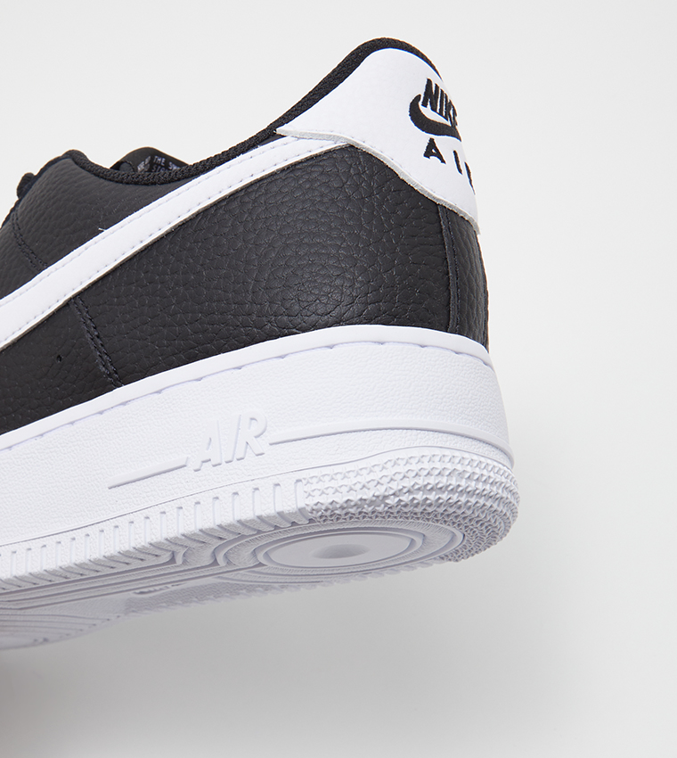Air Force 1 '07 Lace-Up Platform Sneakers