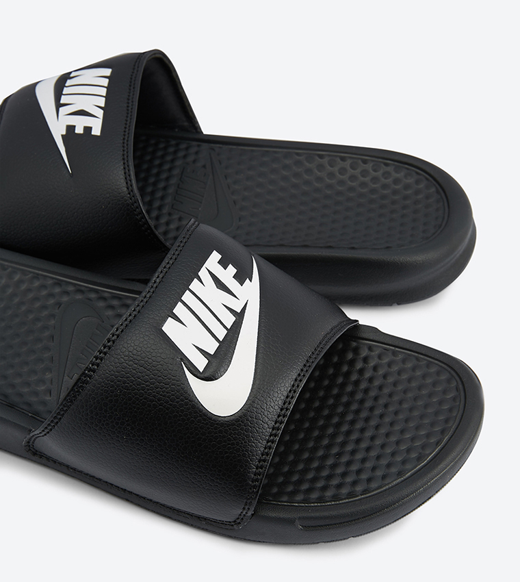 Nike mens benassi best sale