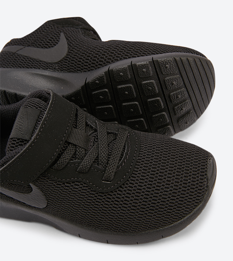 Nike tanjun velcro hotsell