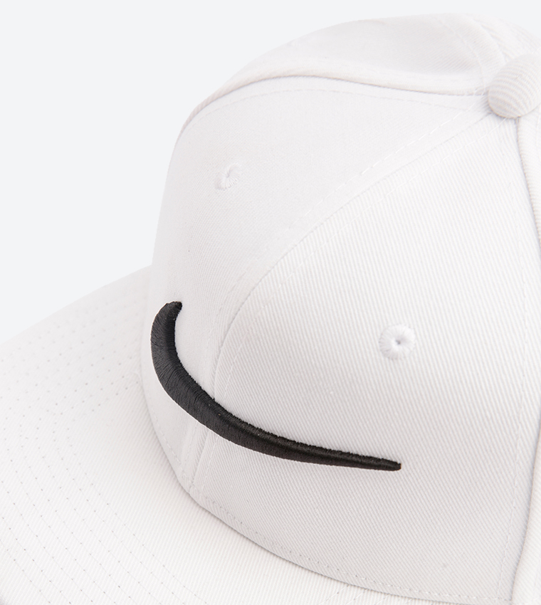 Swoosh Pro Classic Baseball Cap - White NKAP639534-100