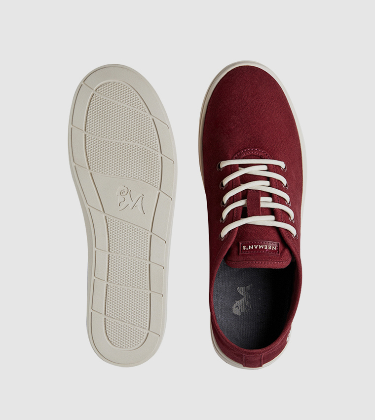 Maroon casual sale shoes