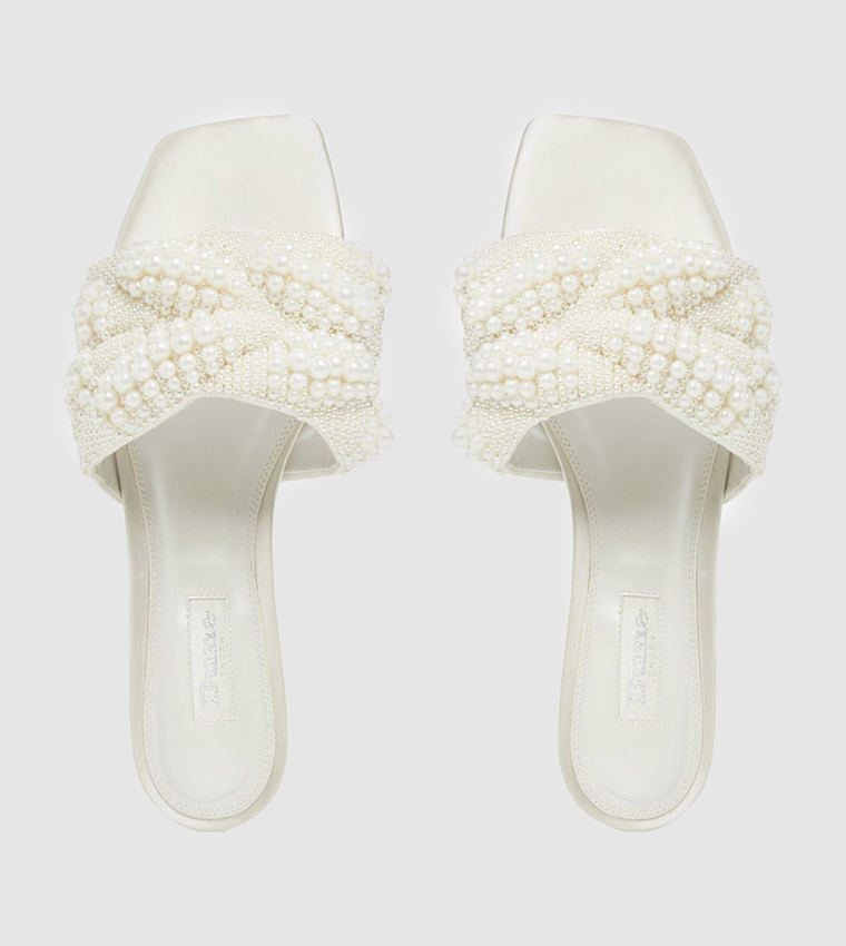 Shops dune white sliders