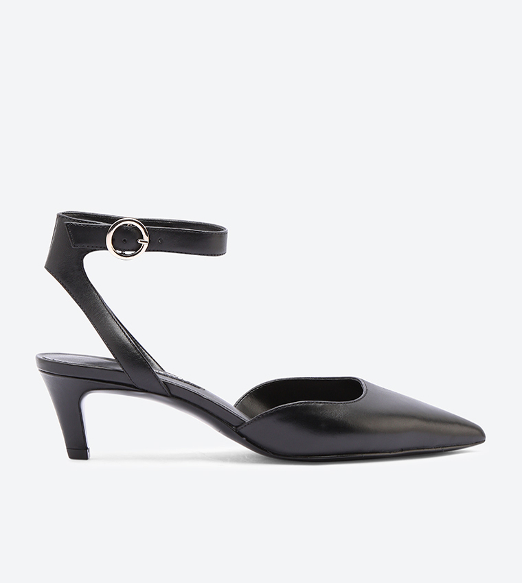 Buy Nine West Quinteena Sandals Black NWQUINTEENA In Black 6thStreet Saudi Arabia