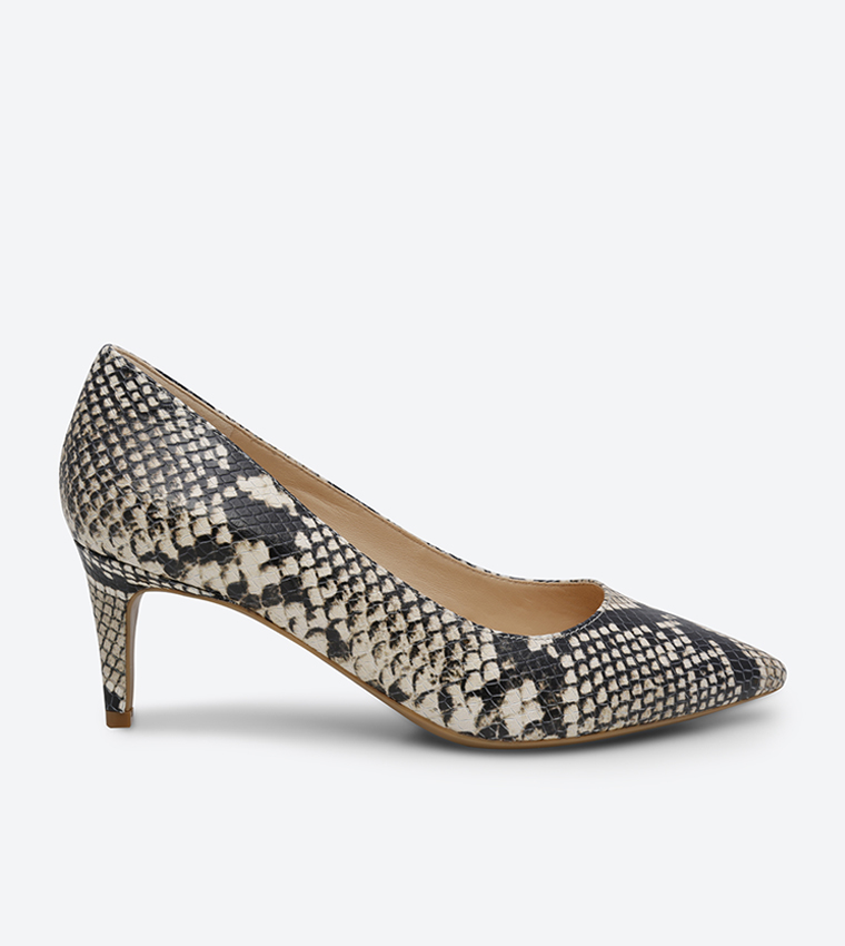 Soho pointy store toe pumps