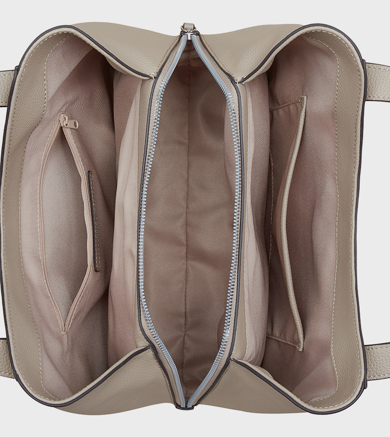 GELINA Textured Shoulder Bag
