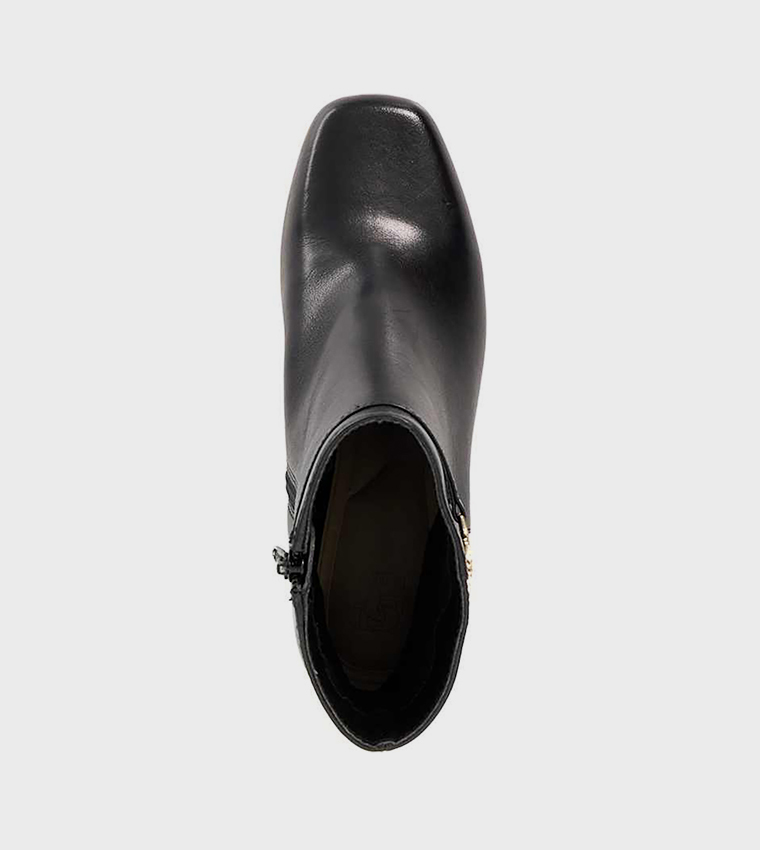 OAKLEE Square Toe Heeled Calf High Boots