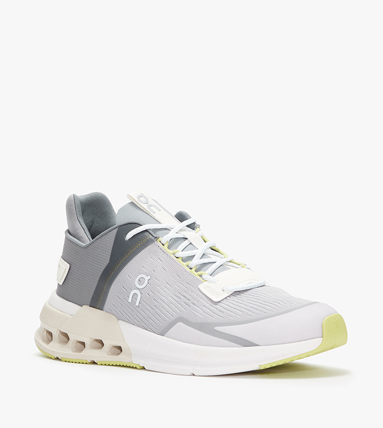 كلاود نوفا فلكس 