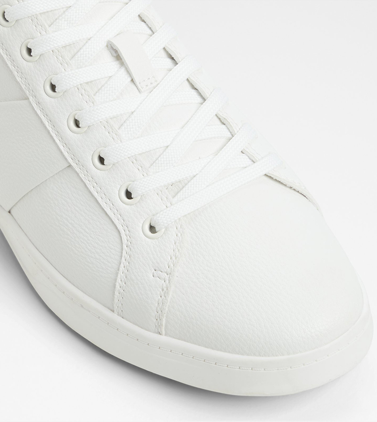 OZZY Round Toe Lace-Up Sneakers