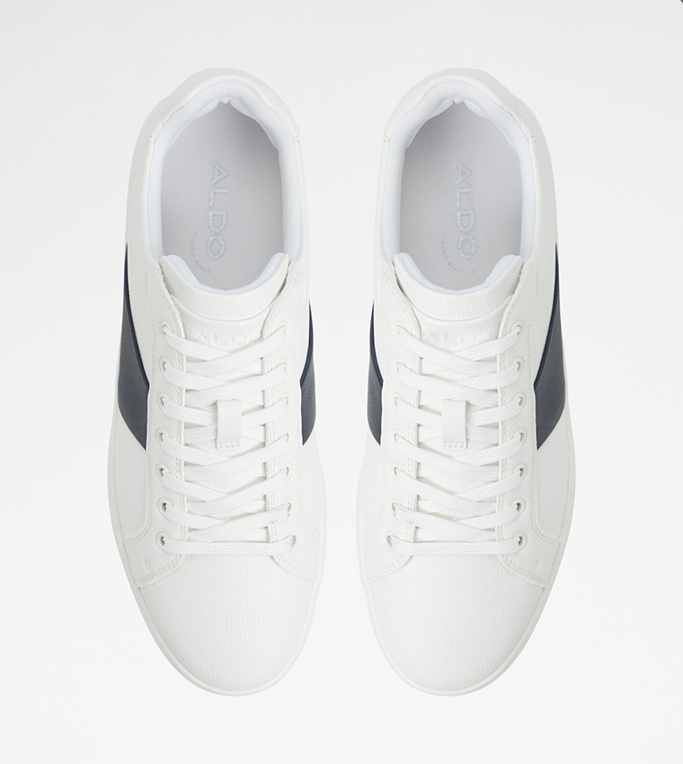 OZZY Round Toe Lace-Up Sneakers