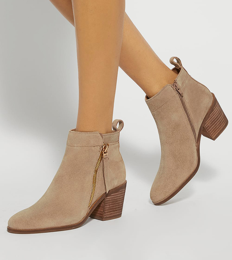 PAICING Zippered Block Heel Chelsea Boots