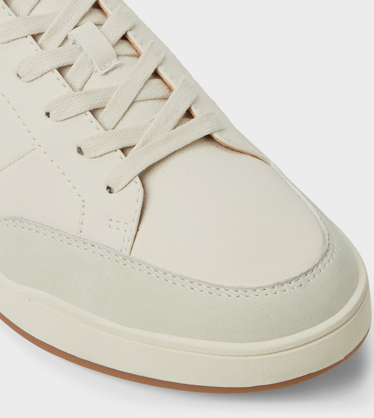 PALISADE Lace-Up Sneakers