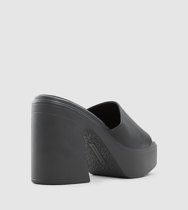 Palomaa Block Heel Sandal