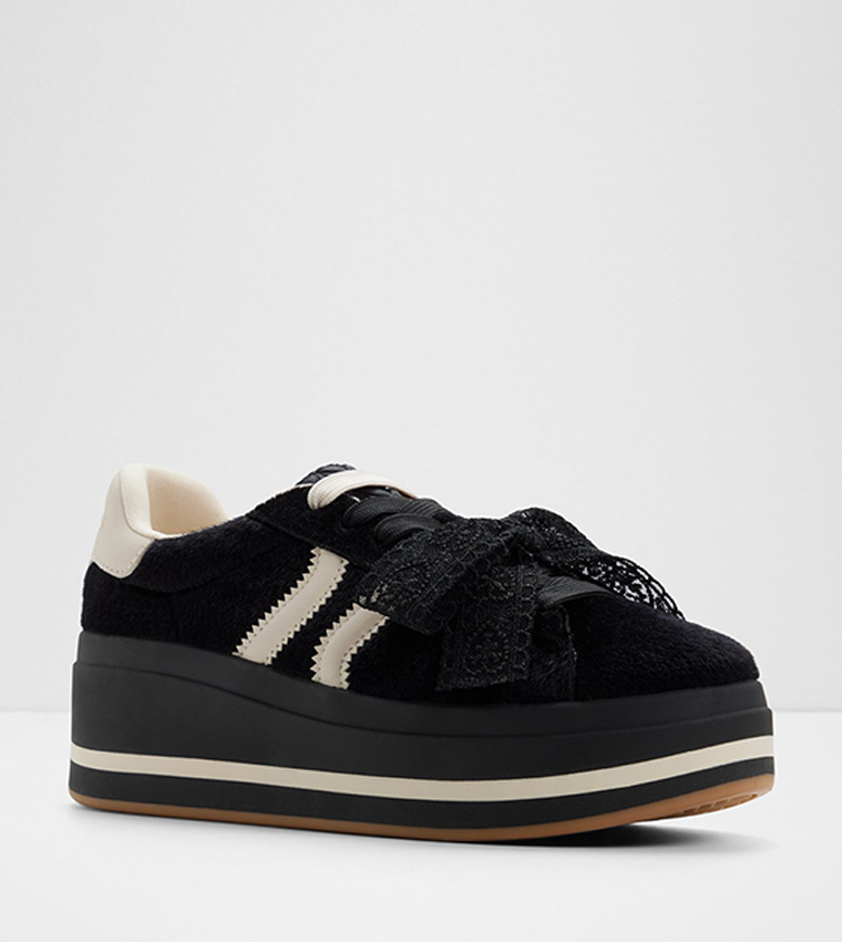 سنيكرز بلاتفورم برباط 