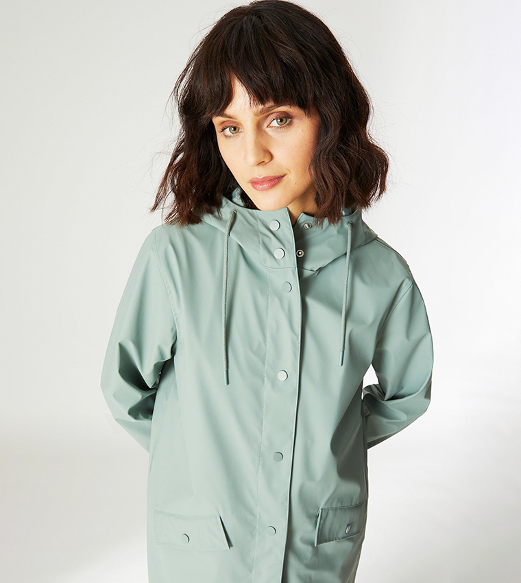 Buy Principles Solid Hooded Jacket In Green | 6thStreet Qatar