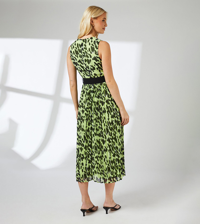 Animal Printed Sleeveless Belted Pleated Midi Dress