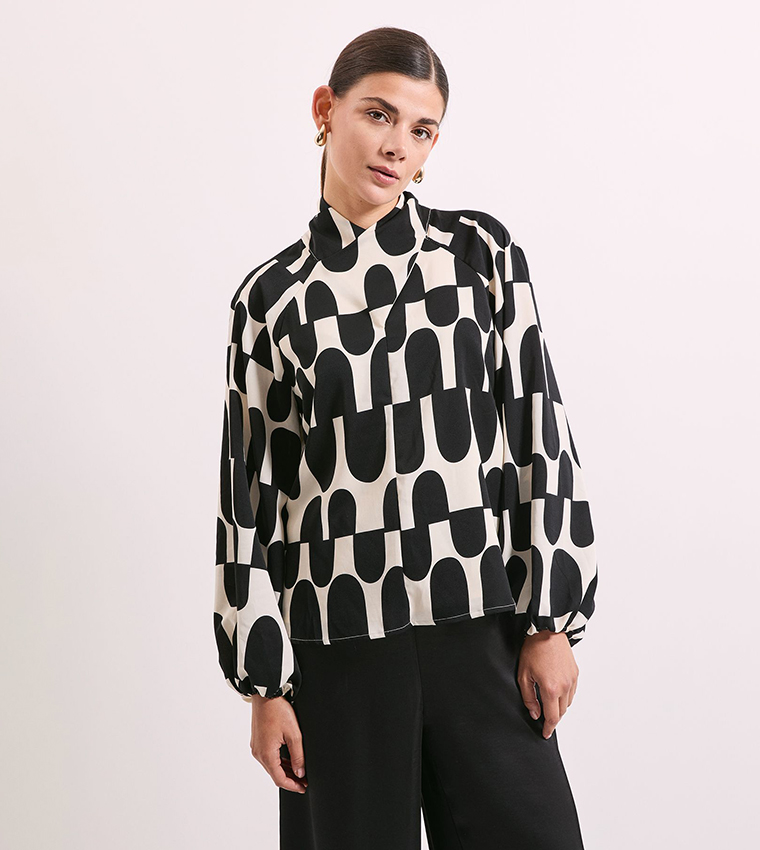 Printed Twist Neck Blouson Sleeves Top