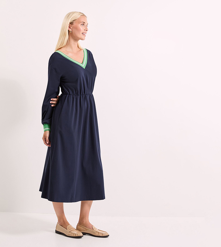 Ribbed Contrast Detail V-Neck Midi Dress