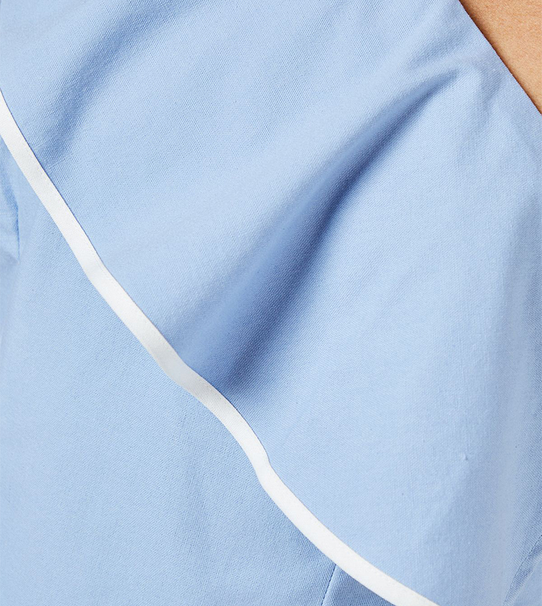 توب بكتف واحد وكشكشة 