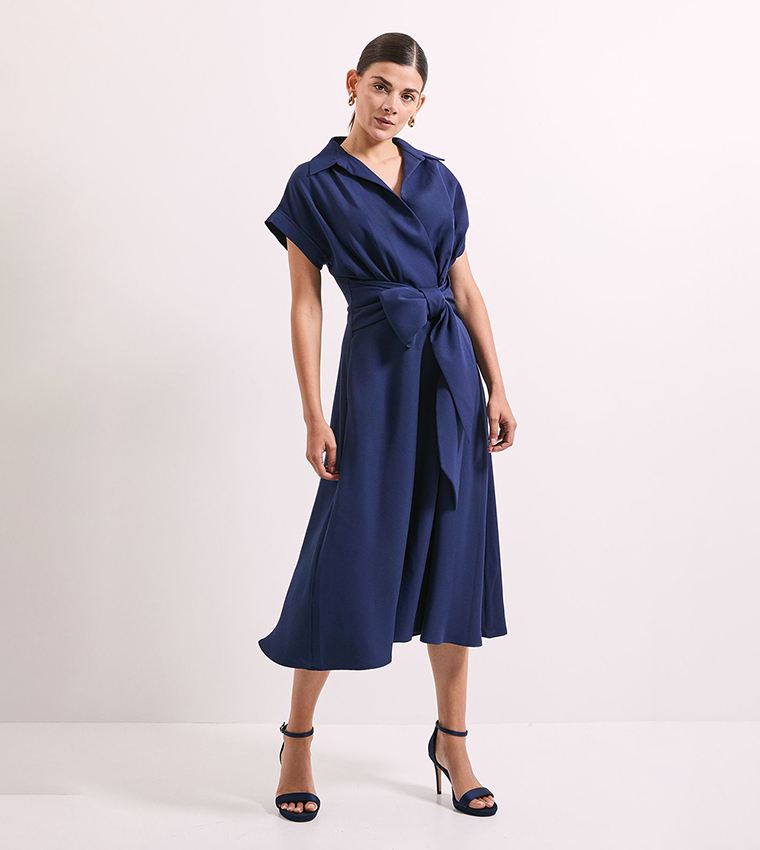 فستان ميدي بربطة امامية 