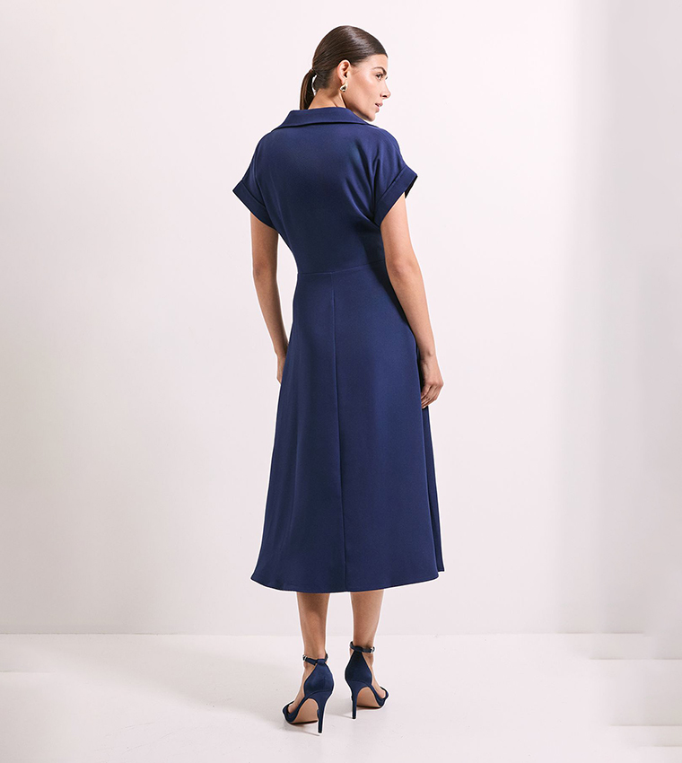 فستان ميدي بربطة امامية 