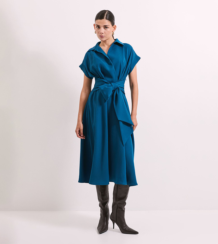 فستان ميدي بربطة امامية 