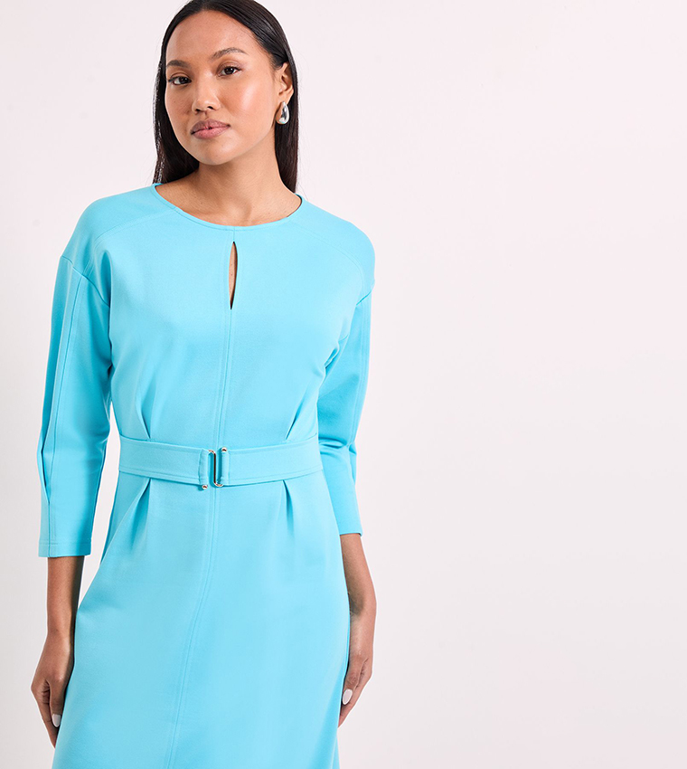 فستان ميدي بحزام 