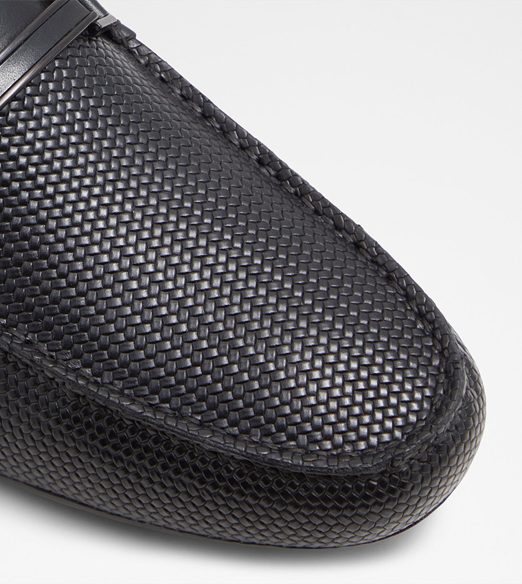 PEREZ-IN Textured Round Toe Moccasins