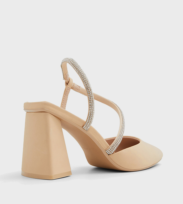 PETRRAA Embellished Pumps