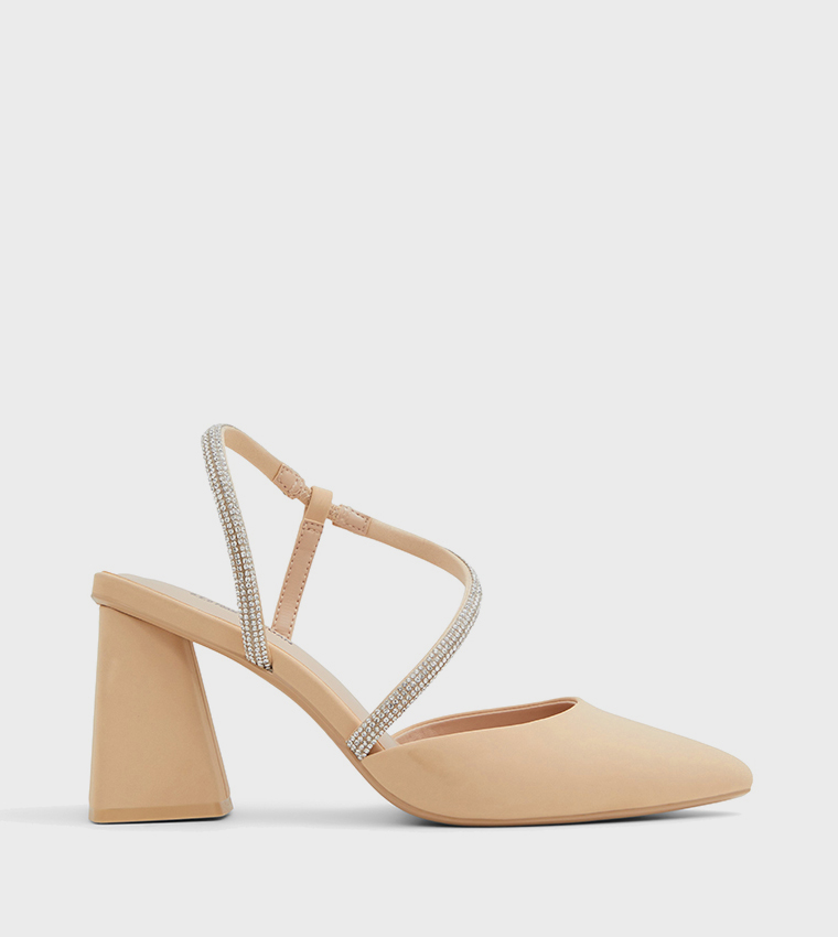 PETRRAA Embellished Pumps